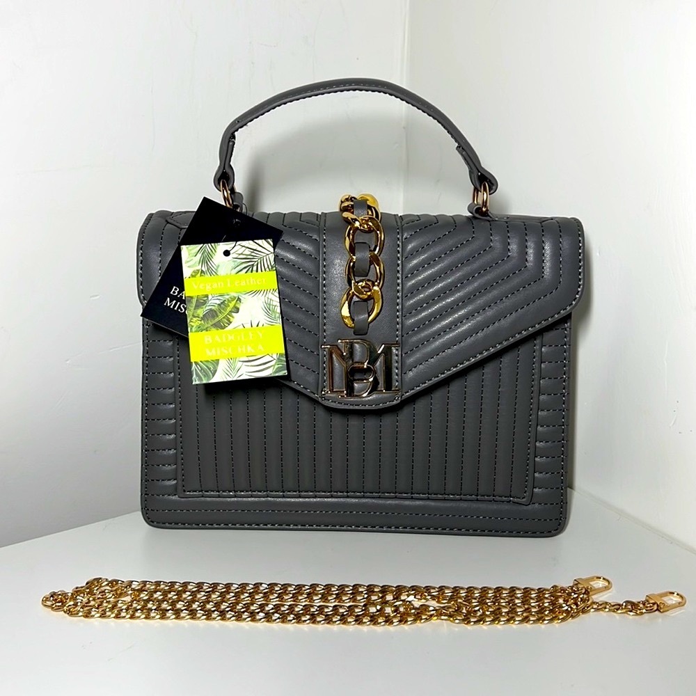 NWT Badgley Mischka Quilting Crossbody w/ Chain